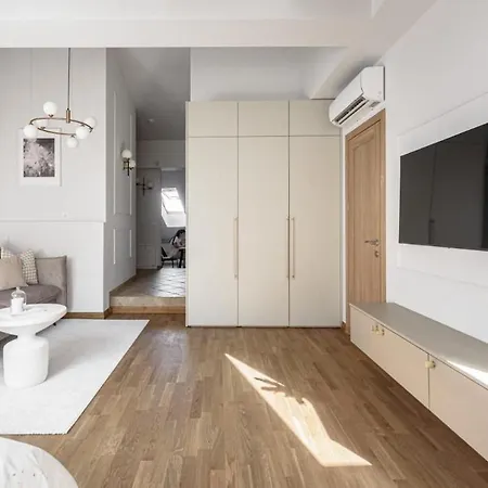 Apartment Traku Street In